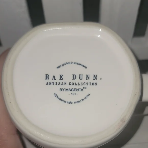Rae Dunn Queen Bee Mug - Picture 3 of 4